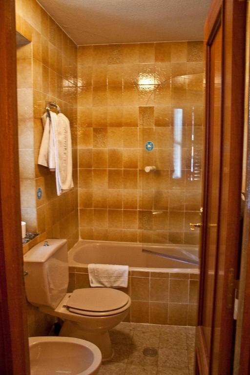 Hostal Aribel Longinos Серседиля Стая снимка